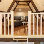 Bed & Breakfast Saenliefde 4*