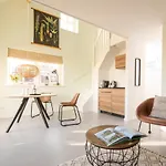 Saenliefde Bed & Breakfast 4*