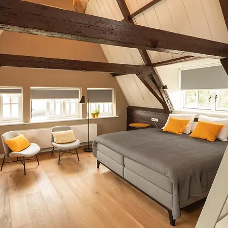 Saenliefde Bed & Breakfast 4*