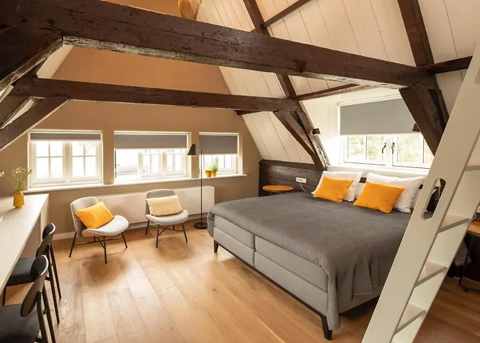 Saenliefde Bed & Breakfast 4*