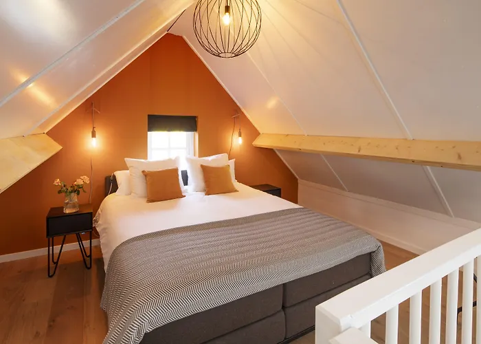 Saenliefde Bed & Breakfast 4*