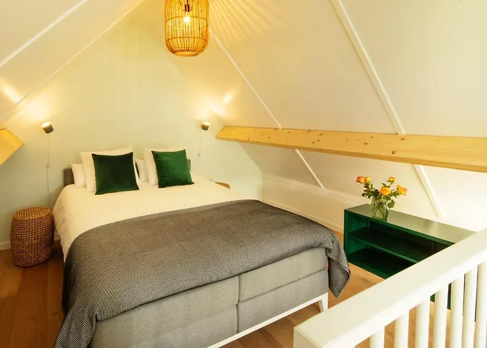 Saenliefde Bed & Breakfast 4*